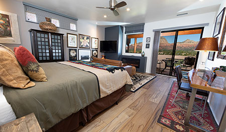 Bella Vista Bedroom and Living Room Area with View of Red Rocks